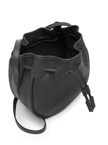 ODP-Officina-del-Poggio-Medium-Saddle-Drawstring-Bag-Black-Leather- Mde in Italy